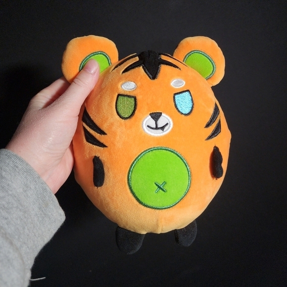 Krew District Soft Plushie Squishy Draco Orange 8'' - Picture 2 of 5